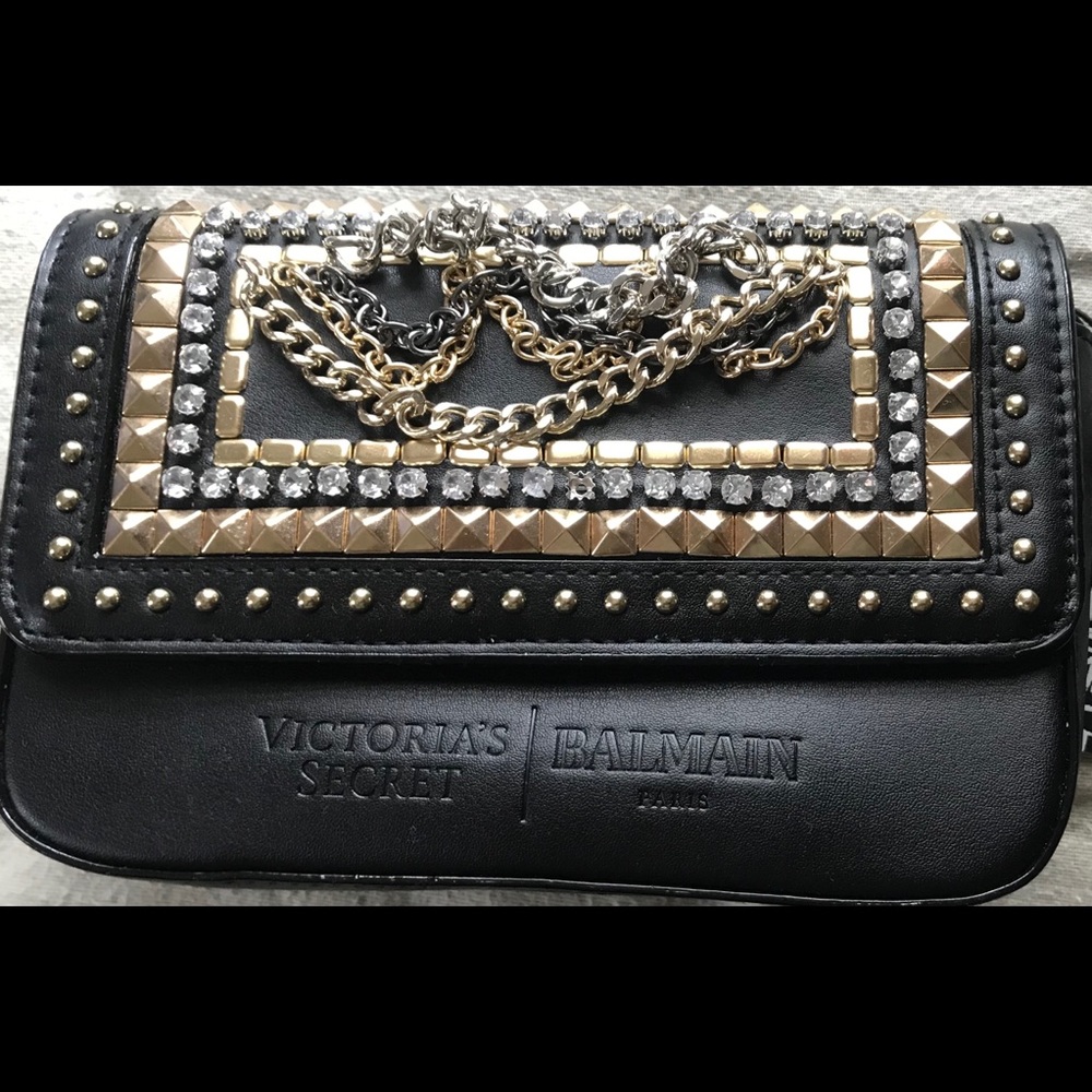 Balmain Leather Beaded Chained Crossbody Clutch. Open to trading